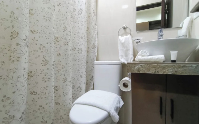 Manzil Anilao Cosy 2 Bedroom Apartment U5