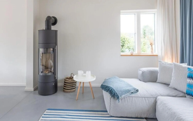 charming holiday home in the small fishing village of Tönning