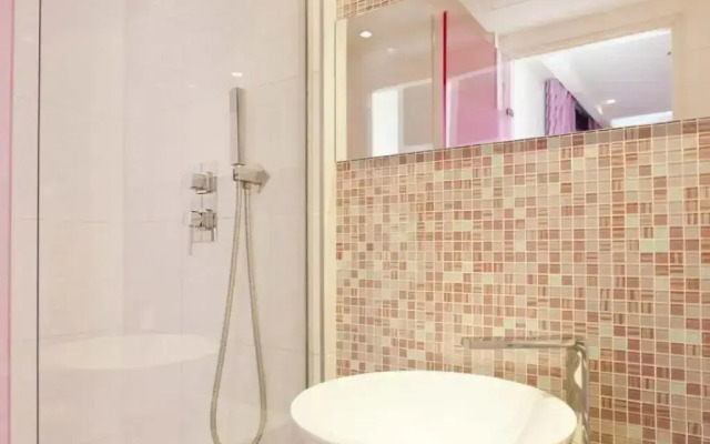 Color Design Hotel