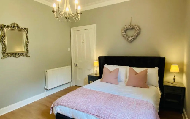 Upper Villa, Tighnabruiach, Argyll & Bute