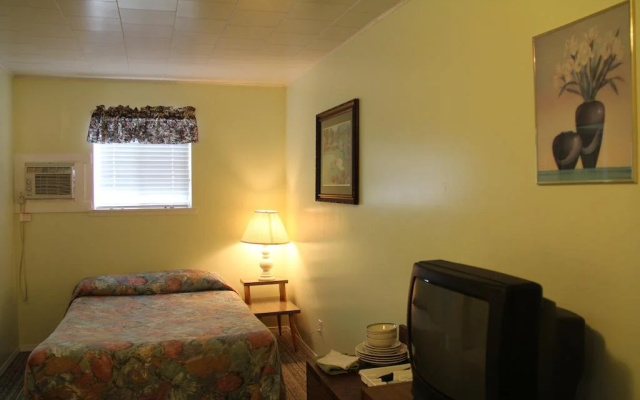 Pine Bluff Motel