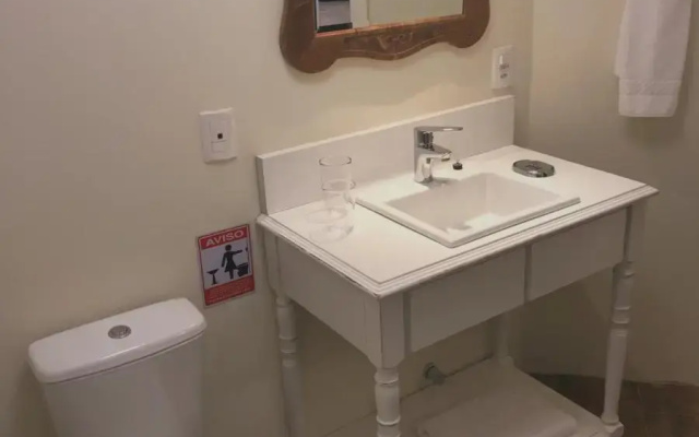 Suites Refugio Do Vale