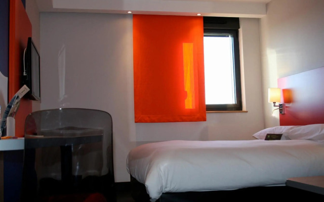 ibis Styles Romans Valence Gare Tgv