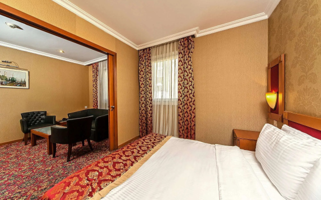 Mineo Hotel