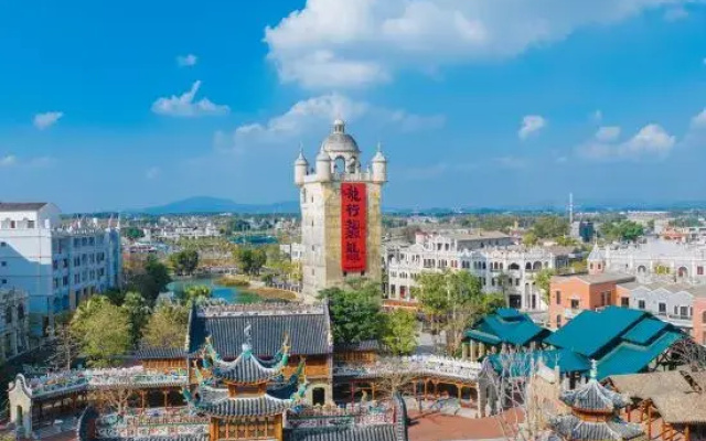 Chikan Ancient Town Liyuan Hotel