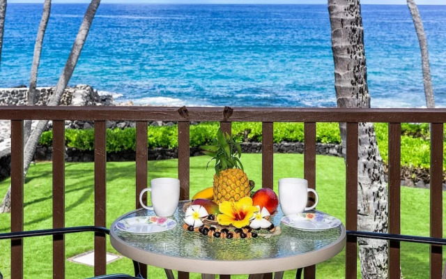 Kona Isle E24