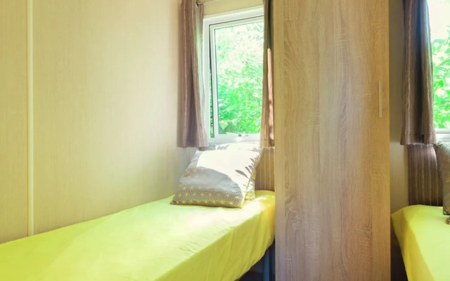 Furnished Chalet with Garden