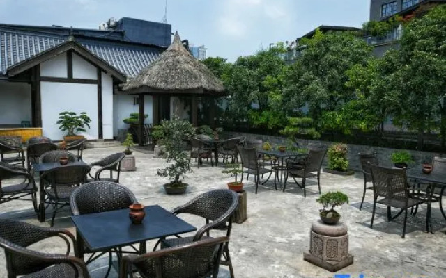 Tianchenlou Hotel