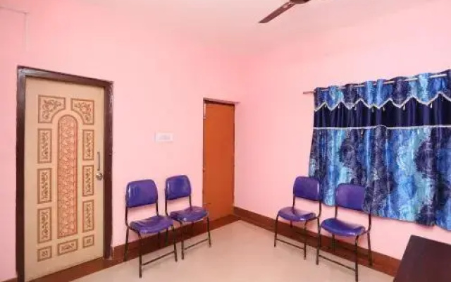 Galaxy Guest House By OYO Rooms