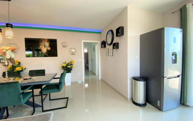 Lux Apartment Školjka