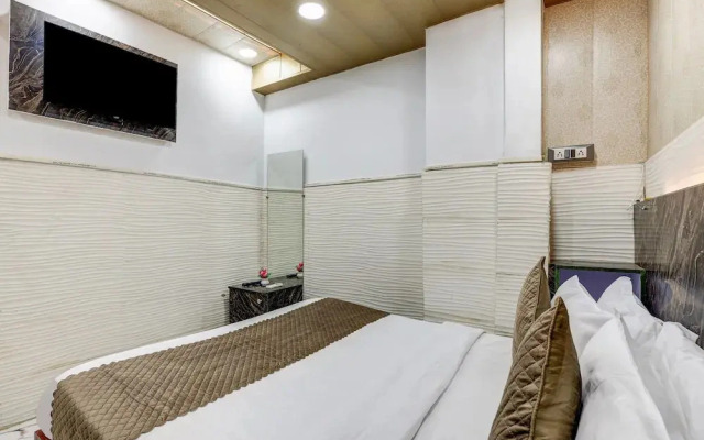 Mauryan Express Hotel Dabri Janakpuri