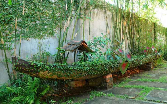 Green hotel