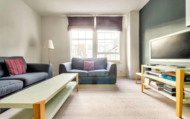 JOIVY Great Location - Lovely Rose St Apt in City Centre