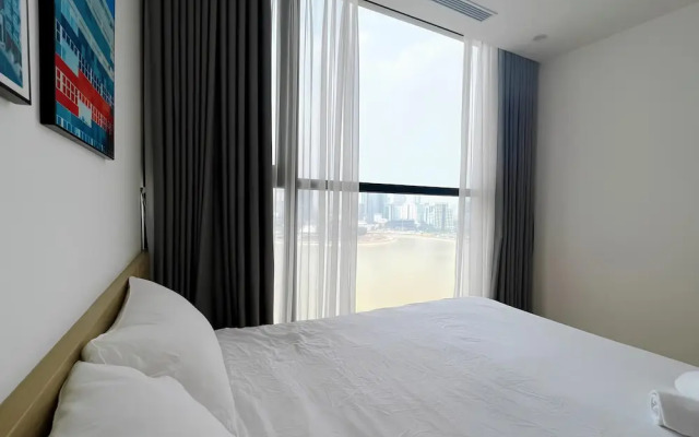 HKG-Vinhomes Sky Lake - Luxury Apartment