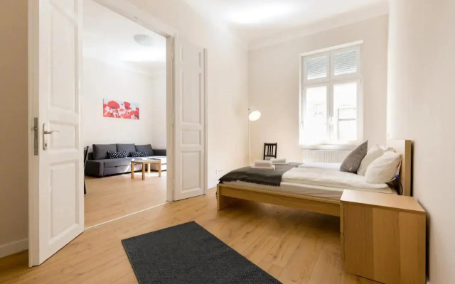 Westend Center Apartment-Prime Location