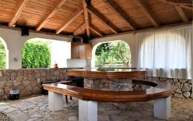Spacious Ground Floor Apartment Primavera