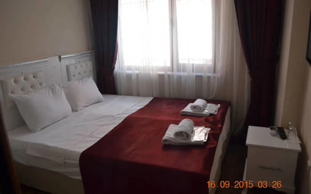 Altin Suites
