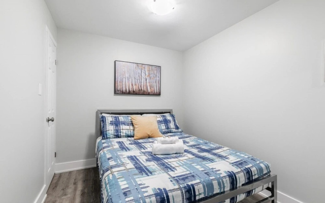 1BR - Boutique Apt With Netflix - Prime Location