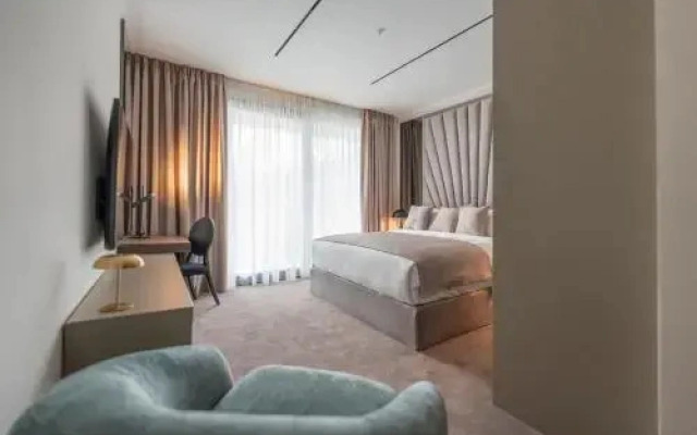 Отель New Belgrade Premium