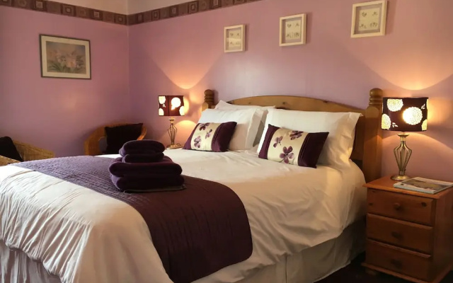 Riverview Guesthouse