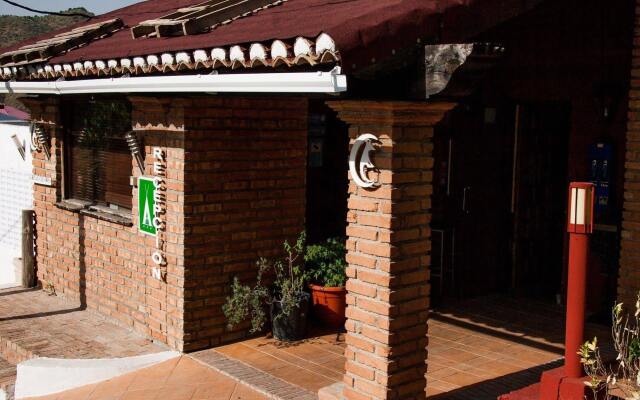 Отель Fuente del Lobo Bungalows - Adults Only вид на фасад