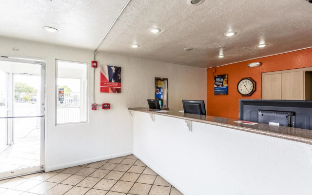 Motel 6 Albuquerque, NM - Northeast