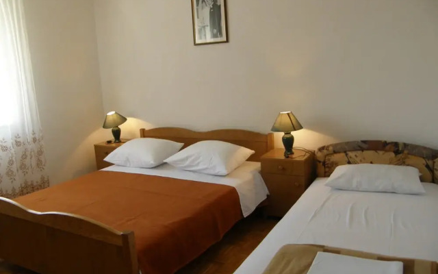 Apartments Jerolim