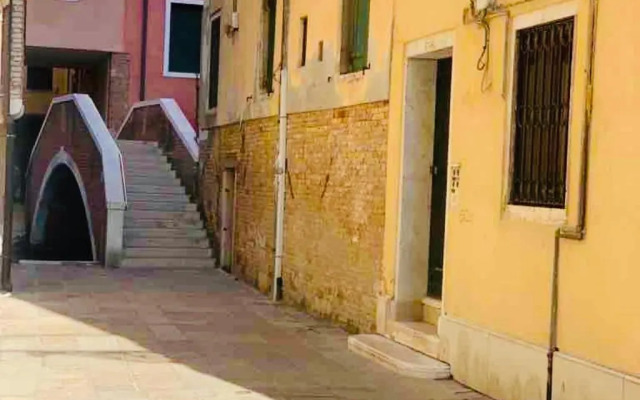 Dreaming Venice Apartment