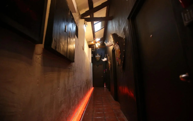 Zhengxing Yenping Apartment