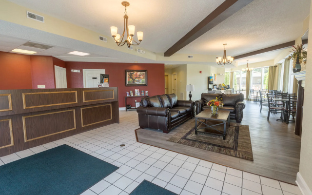 Twin Mountain Inn & Suites