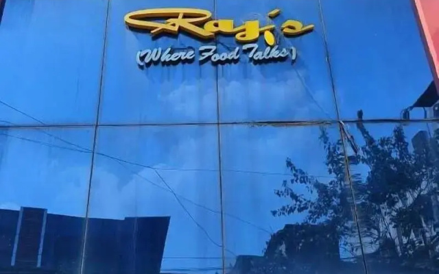 Hotel Raj