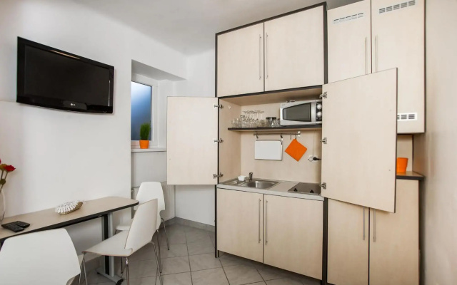 Roze Apartment