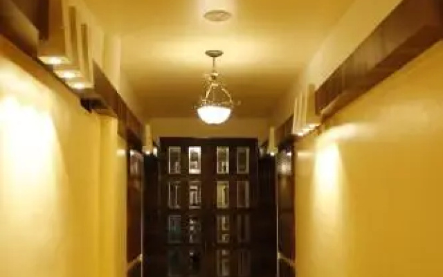Hotel Royal Suites
