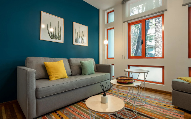 Beautiful New, Modern Condo in La Condesa!