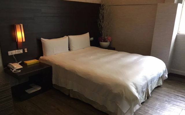 Hefong Deyang Hotspring Hotel