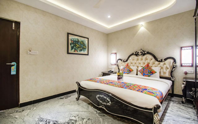 Fabhotel Nk Courtyard