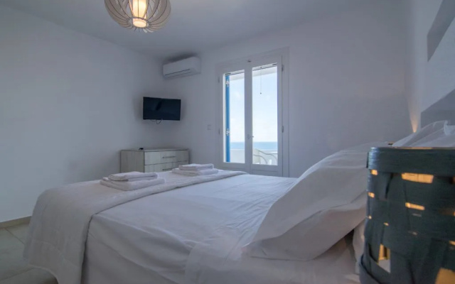 Apricot and Sea Luxury Villas