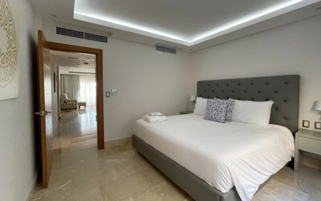 Hacienda Samana Bay Hotel & Residence