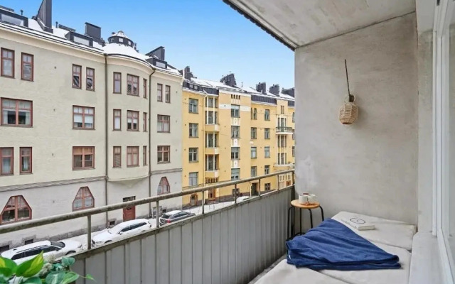 Punavuorenkatu 15