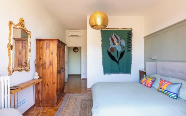 Tuscany - Townhouse - Sleeps 18 - Garden Near Lake