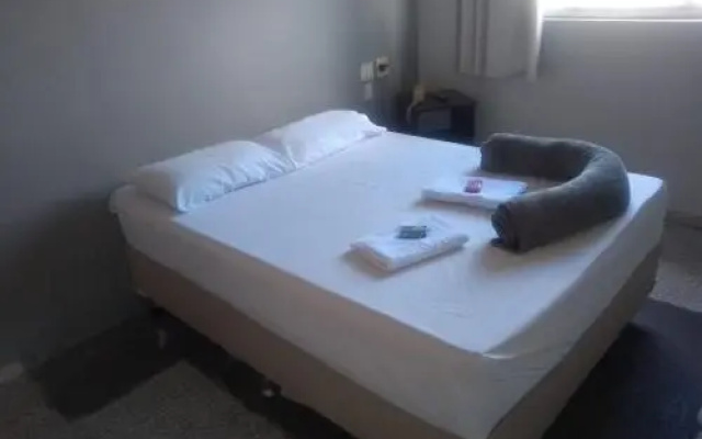 OYO Speciali Hotel