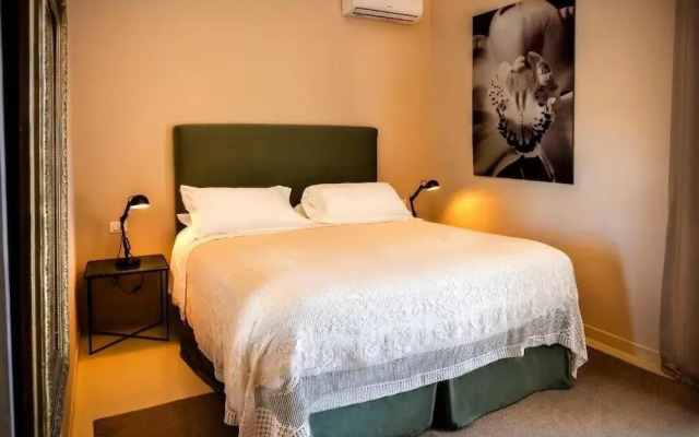aria boutique hotel