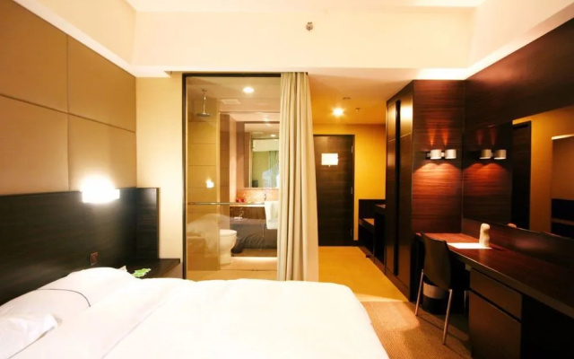 Dalian Inn at Bay Harbor