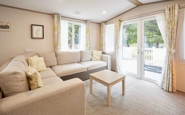 Host Stay Stone Beck Lodge