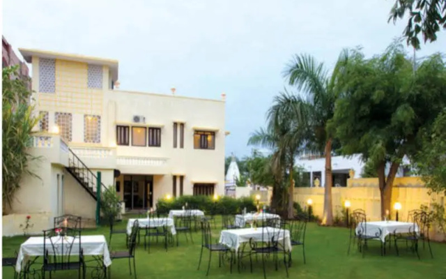 The Fateh Hotel