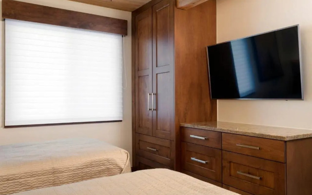 Premier 2 Bedroom - Aspen Alps #104