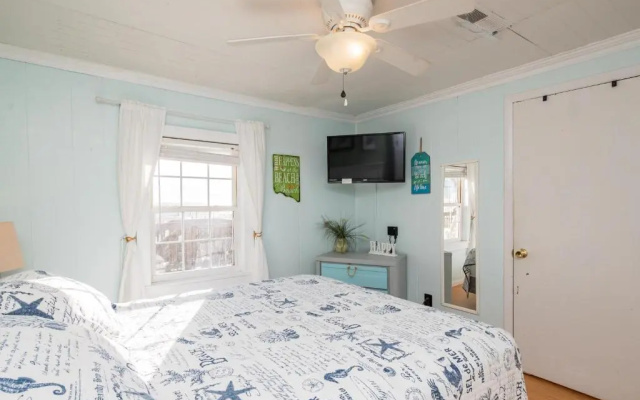 Heather Leigh by Oak Island Accommodations