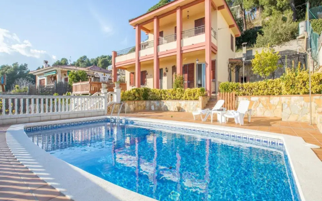 Villa in Blanes With Pool & Sea Views