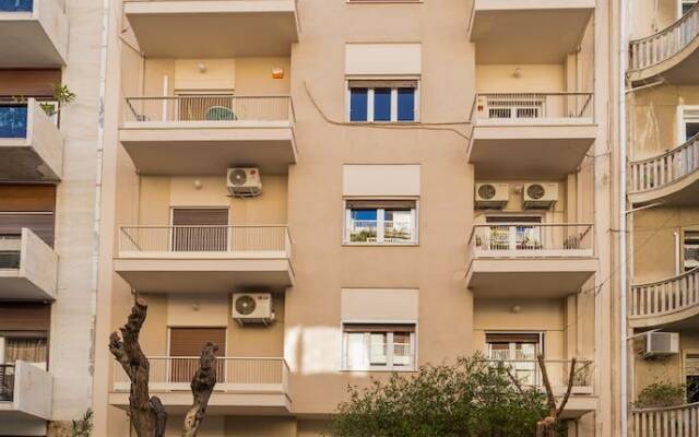 Отель Gemini - Wonderful apartment in Kolonaki Греция, Афины - отзывы, цены и фото номеров - забронировать отель Gemini - Wonderful apartment in Kolonaki онлайн вид на фасад