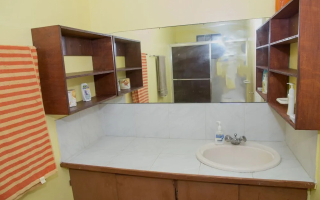3 Bedroom Holiday Apartment